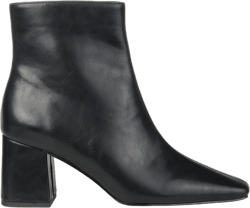 Journee Collection Women's Haylinn Booties