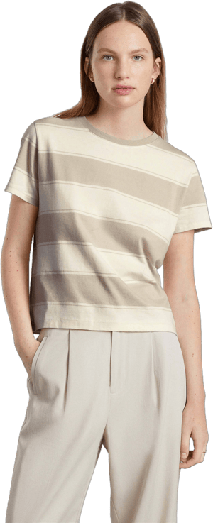 Everlane Women's Box-Cut T-Shirt in Essential Cotton