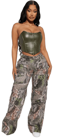 Fashion Nova Women's Bree Camo Stretch Cargo Jeans