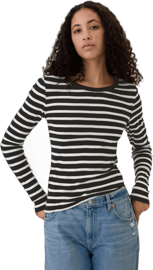 Gap Women's Favorite Crewneck T-Shirt