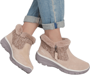 Skechers Women's Easy Going-Cozy Inn Ankle Boot