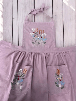 Personalized Natural Embroidered Floral Apron With Lace Trim, Hand Embroidered Apron, Flower Embroidery Linen Apron, Apron Dress for Women